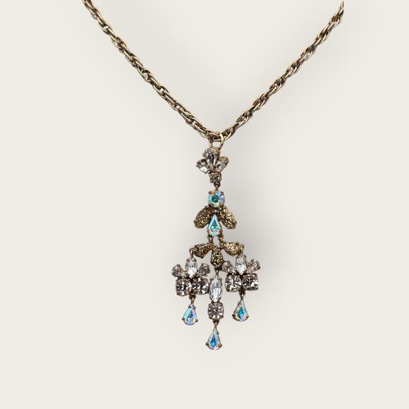 Aurora Borealis Rhinestone Chandelier Pendant Necklace – Avon Vintage 1980s - Picture 8 of 9